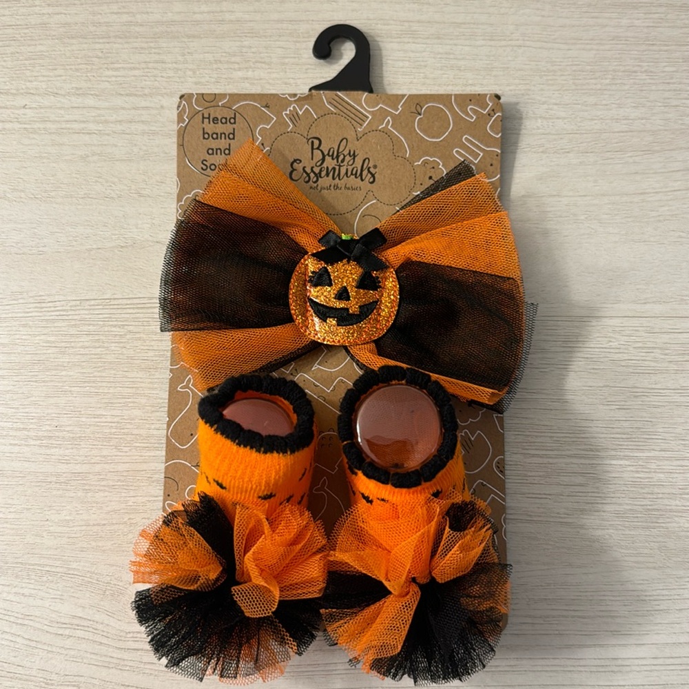 Baby Essentials Headband and Socks NWT Size 0-6m